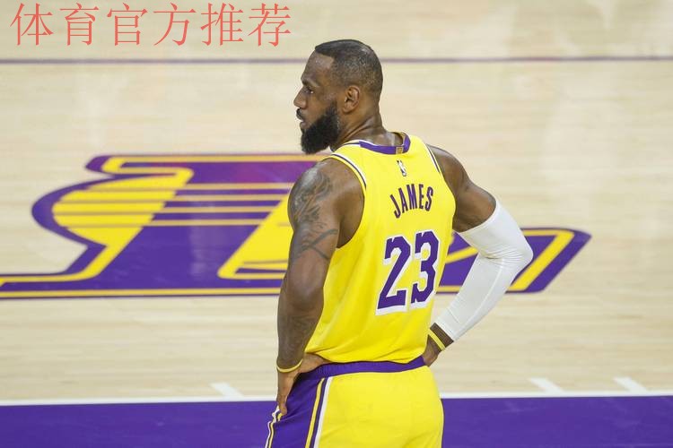 皮尔斯评湖人太阳比赛：最后四分钟是本赛季比赛智商最低的